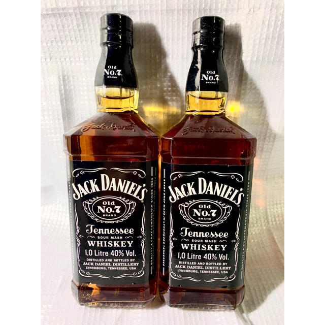 ジャック ダニエル 1Litre 2本組 40° 食品/飲料/酒の酒(ウイスキー)の商品写真