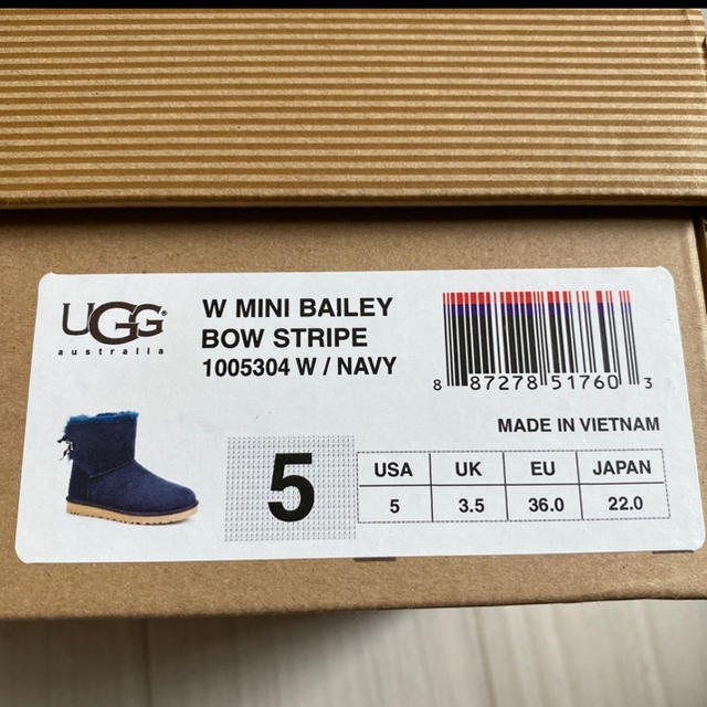 ショートブーツ ムートンブーツ UGG 裏ボア 22.0 ネイビー