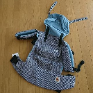 エルゴベビー(Ergobaby)のエルゴベビー 抱っこ紐 Lee デニム ヒッコリー 箱付き　カバー　収納袋付き(抱っこひも/おんぶひも)