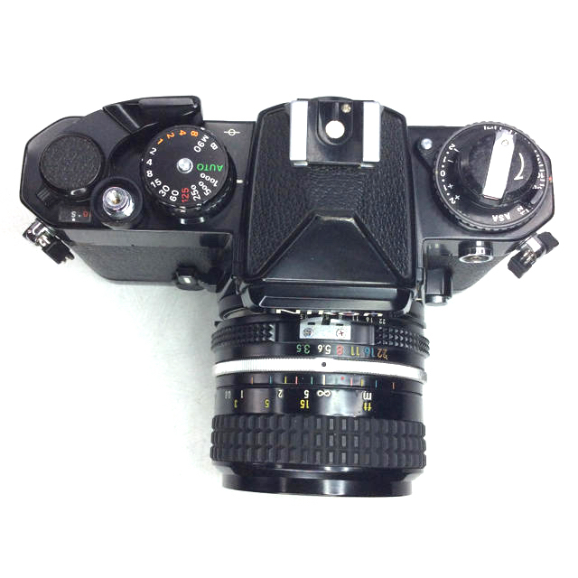 クリスマスローズ ニコン FE/Ai NIKKOR 28mm f3.5 整備済 - フィルム