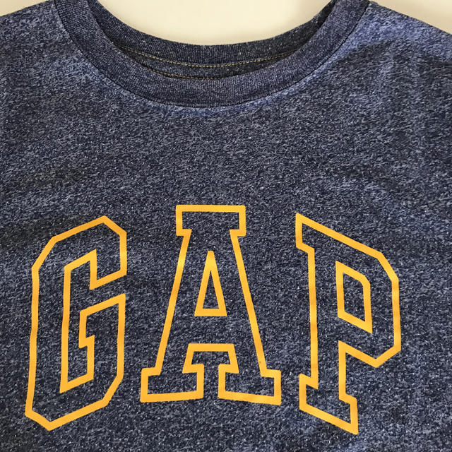 GAP(ギャップ)のGAP Tシャツ 120サイズ　男女兼用 キッズ/ベビー/マタニティのキッズ服男の子用(90cm~)(Tシャツ/カットソー)の商品写真