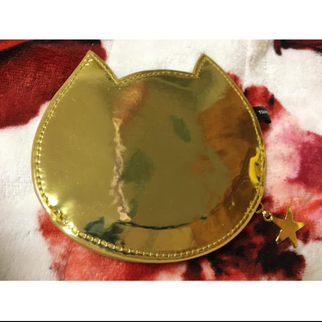 TSUMORI CHISATO(ツモリチサト)のツモリチサト ポーチ 猫 ゴールド レディースのファッション小物(ポーチ)の商品写真