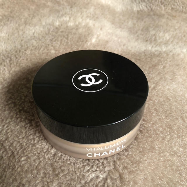 CHANEL(シャネル)のCHANEL❤ヴィタルミエール.ルースパウダーファンデーション コスメ/美容のベースメイク/化粧品(フェイスパウダー)の商品写真