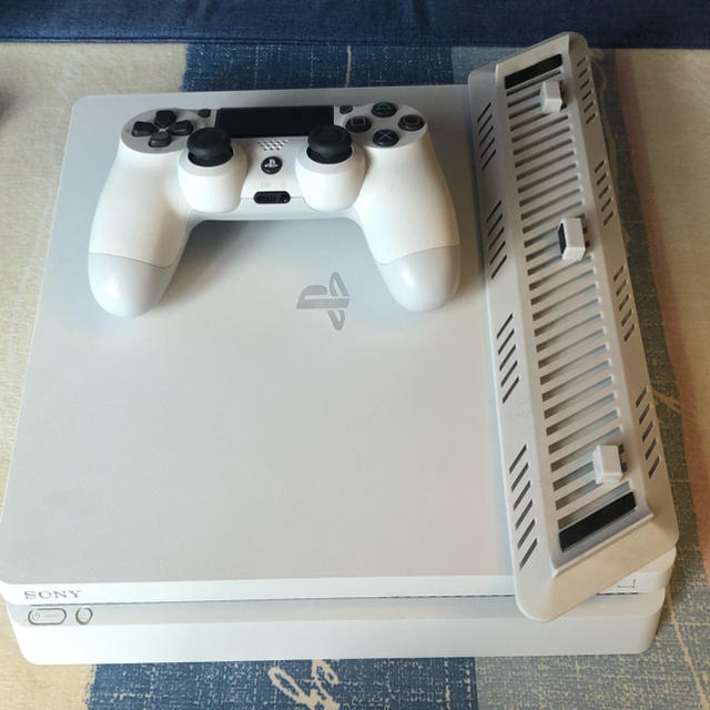 premium様専用】PS4 本体-