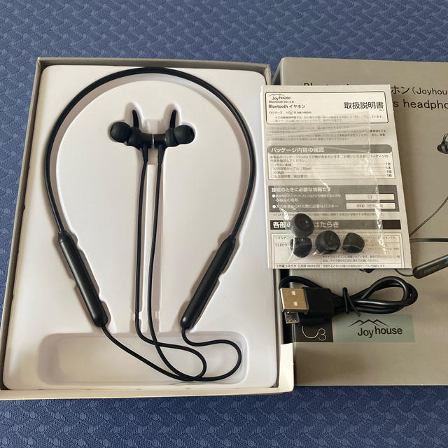 Bluetoothワイヤレスイヤホン スマホ/家電/カメラのオーディオ機器(ヘッドフォン/イヤフォン)の商品写真