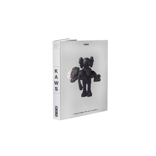 KAWS 作品集 Companionship in the Age …