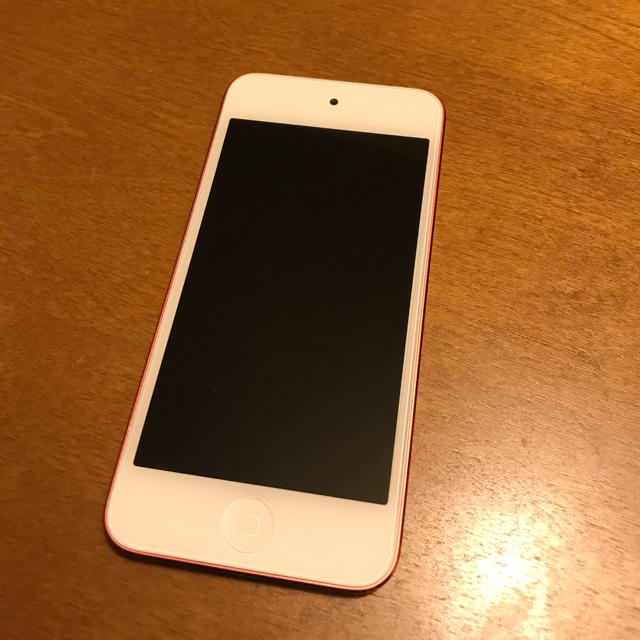 iPod touch(アイポッドタッチ)の【美品】iPod touch 第5世代　ピンク スマホ/家電/カメラのスマートフォン/携帯電話(スマートフォン本体)の商品写真