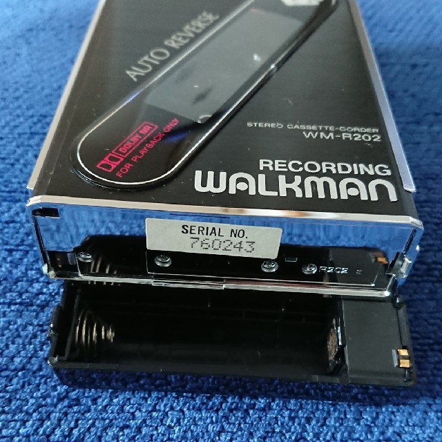 WALKMAN(ウォークマン)のSONY レコーディング カセットウォークマン WM－Ｒ２０２ ジャンク品 スマホ/家電/カメラのオーディオ機器(ポータブルプレーヤー)の商品写真