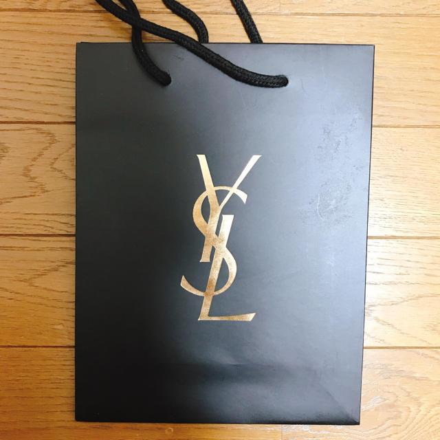 Yves Saint Laurent Beaute(イヴサンローランボーテ)のイヴ・サンローラン　ショップ袋 レディースのバッグ(ショップ袋)の商品写真