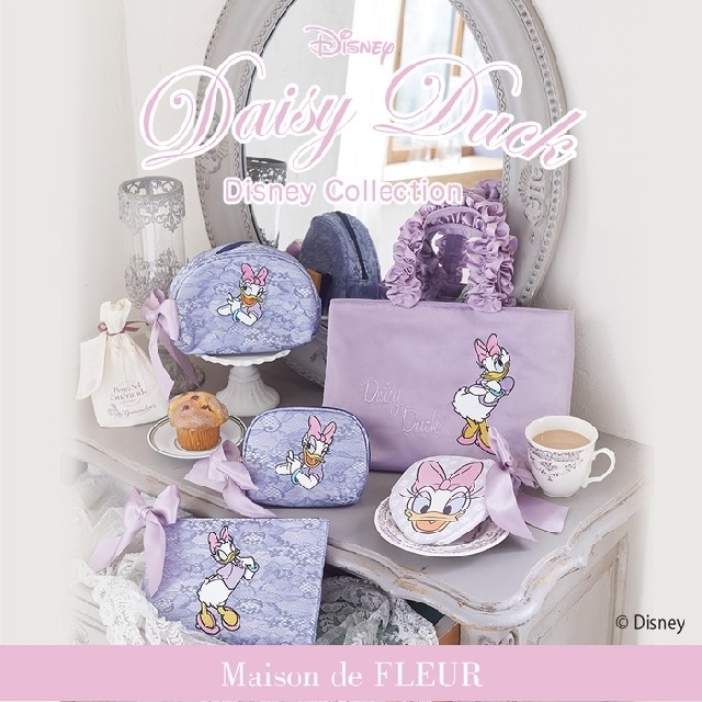 Maison de FLEUR(メゾンドフルール)のメゾンドフルール Disney COLLECTION フェイスポーチ デイジー レディースのファッション小物(ポーチ)の商品写真