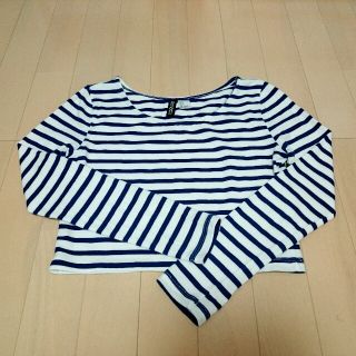 エイチアンドエム(H&M)の【H&M】ショート丈 ボーダー トップス(Tシャツ(長袖/七分))