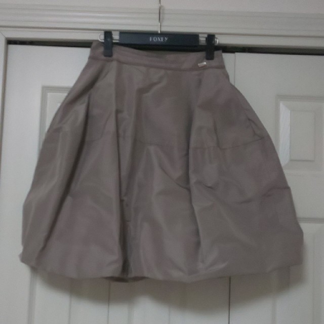 FOXEY(フォクシー)のFOXEY バルーンスカート レディースのスカート(ひざ丈スカート)の商品写真