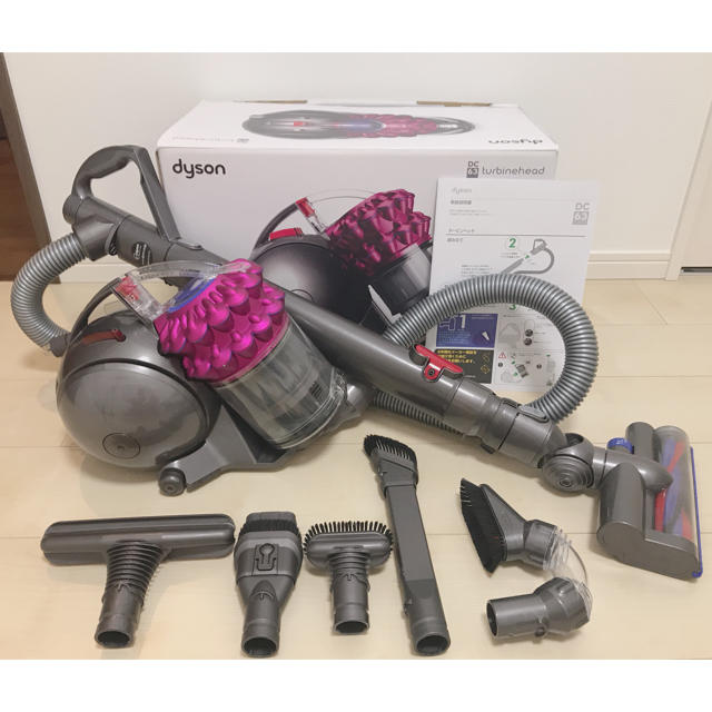 Dyson(ダイソン)のDyson掃除機　DC63 スマホ/家電/カメラの生活家電(掃除機)の商品写真