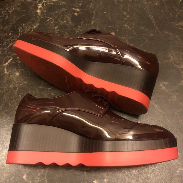 ZARA(ザラ)のZARA 厚底シューズ レディースの靴/シューズ(ローファー/革靴)の商品写真