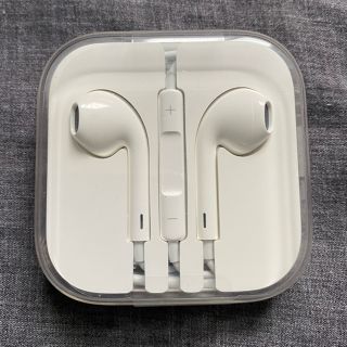 アップル(Apple)の【純正】EarPods with 3.5 mm Headphone Plug(ヘッドフォン/イヤフォン)