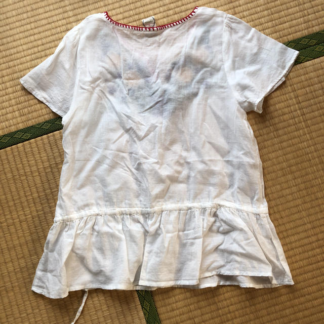 刺繍　ブラウス　カットソー レディースのトップス(シャツ/ブラウス(半袖/袖なし))の商品写真