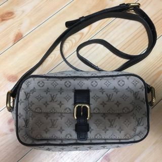 ルイヴィトン(LOUIS VUITTON)のLOUIS VUITTON モノグラムミニ ジュリエット ショルダーバッ(ショルダーバッグ)