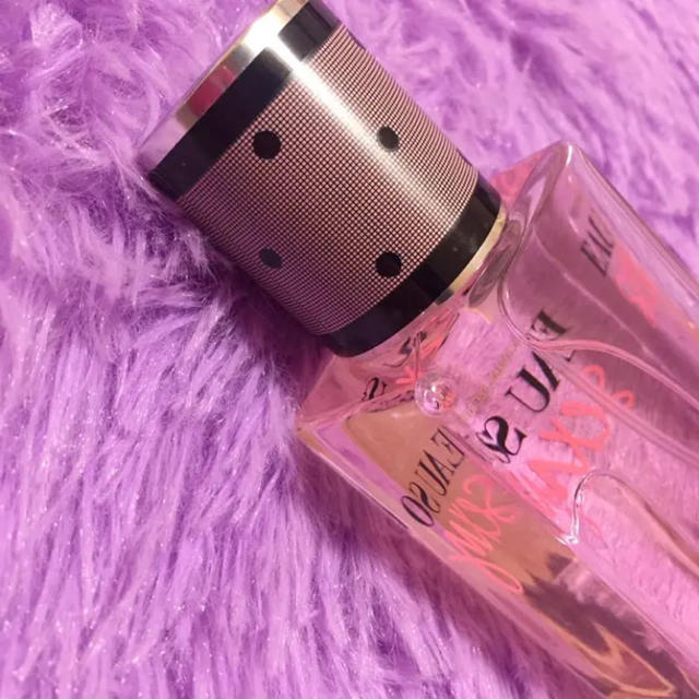 Victoria's Secret(ヴィクトリアズシークレット)のVictoria's Secret♡ EAU SO SEXY オーソーセクシー コスメ/美容の香水(香水(女性用))の商品写真