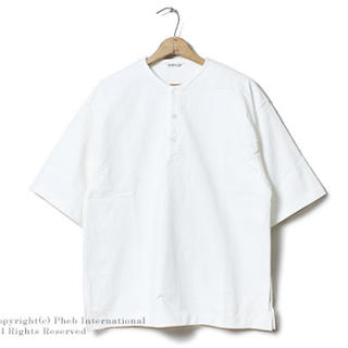 コモリ(COMOLI)のAURALEE   オーラリー  スタンドアップヘンリーネックTシャツ  (Tシャツ/カットソー(半袖/袖なし))