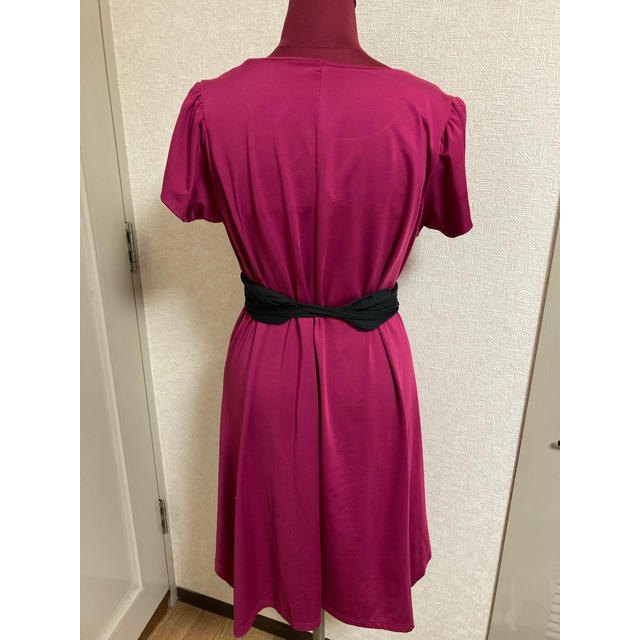 値下げしました 赤紫ワンピース お袖が可愛い 裾アシンメトリーワンピース の通販 By ひめ S Shop ラクマ