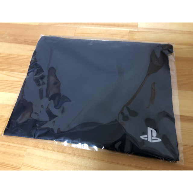 PlayStation4(プレイステーション4)の PlayStation4 CUH-2200AB01 エンタメ/ホビーのゲームソフト/ゲーム機本体(家庭用ゲーム機本体)の商品写真