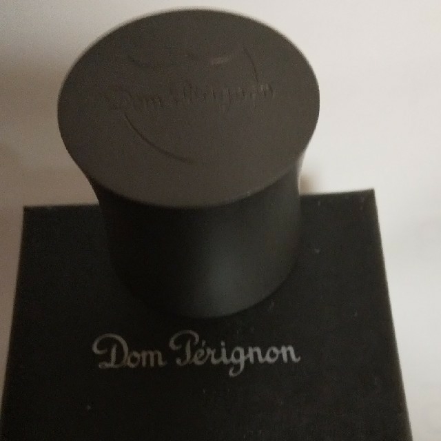 Dom Pérignon(ドンペリニヨン)の新品・未使用  入手困難‼ ドン・ペリニヨン特製ワイン・ストッパーです。 食品/飲料/酒の酒(シャンパン/スパークリングワイン)の商品写真