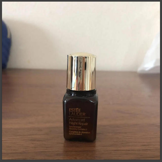 Estee Lauder(エスティローダー)のESTEE LAUDERポーチセット コスメ/美容のキット/セット(サンプル/トライアルキット)の商品写真