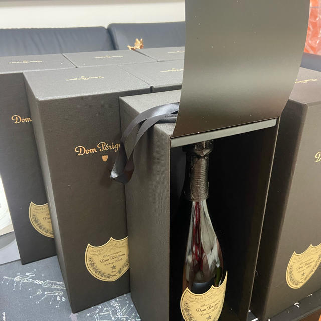 Dom Pérignon(ドンペリニヨン)のドンペリ2008x6本 食品/飲料/酒の酒(シャンパン/スパークリングワイン)の商品写真