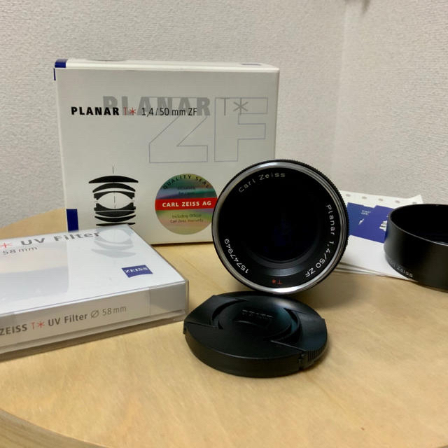 新同品 Zeiss Planar f1.4 50mm ZF +純正UVフィルタ www ...