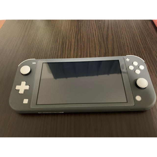 Nintendo Switch - 任天堂スイッチライト+カセット2つの通販 by みなみ