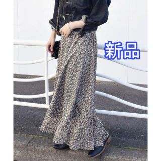 カージュ(Khaju)の新品★SHIPS Khaju フラワープリントロングスカート ブラック(ロングスカート)