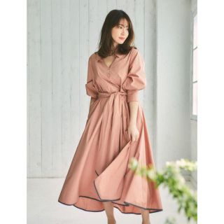 スナイデル(SNIDEL)のherlipto ♡ shirt midi dress 完売品　ピンクベージュS(ロングワンピース/マキシワンピース)