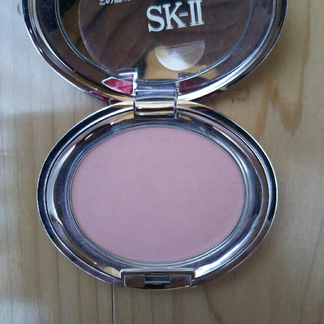 SK-II(エスケーツー)の中古SK∥プライトニングパ－ルフィシャ－おしろい コスメ/美容のベースメイク/化粧品(フェイスパウダー)の商品写真