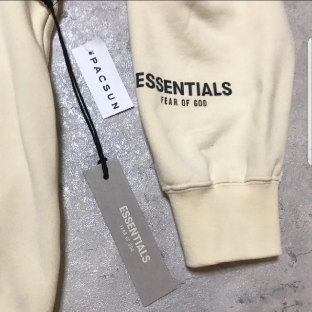 FEAR OF GOD(フィアオブゴッド)のS☆T様専用　Essentials Crew Neck Sweatshirt メンズのトップス(スウェット)の商品写真