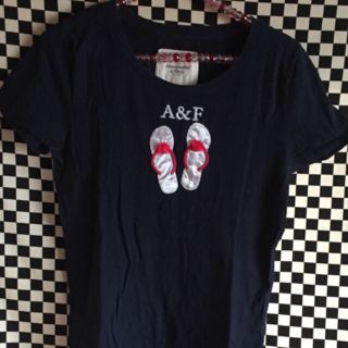 アバクロンビーアンドフィッチ(Abercrombie&Fitch)のA&F 夏サンダルＴシャツ(Tシャツ(半袖/袖なし))