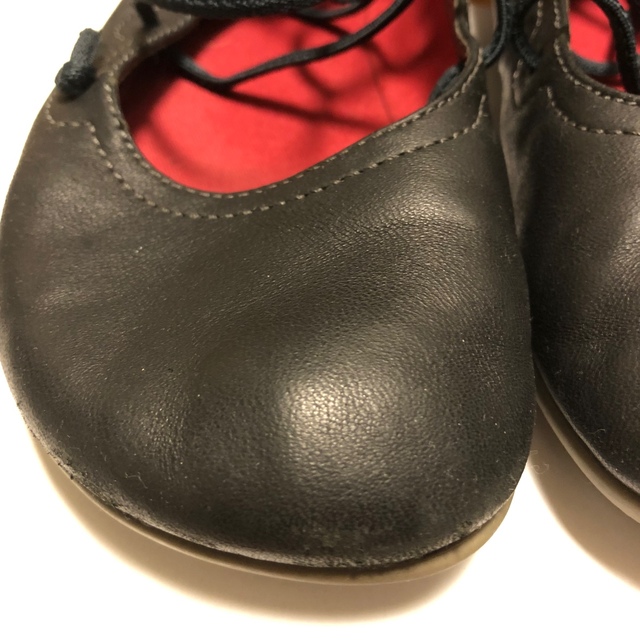 CAMPER - カンペール 赤×黒 36 フラットシューズ 23cm レース CAMPER - カンペール 赤×黒 36 フラットシューズ 23cm レース