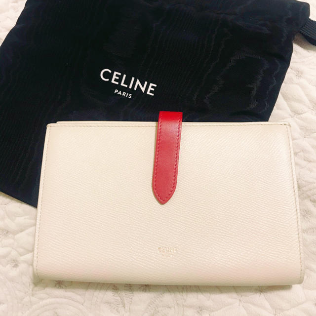 レディースCELINE 新品 パイカラー 上品ピンク 財布