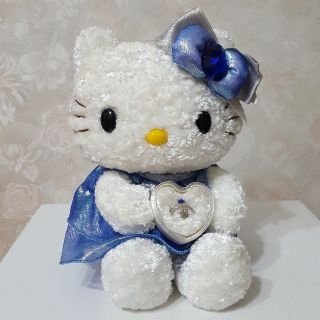 ハローキティ(ハローキティ)の【美品】HELLOKITTY キティちゃん ぬいぐるみ 誕生石の指輪付き(ぬいぐるみ)