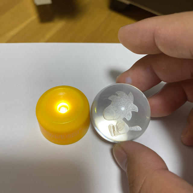 PEANUTS(ピーナッツ)のスヌーピー　ウッドストック　LED照明スタンド　水晶 エンタメ/ホビーのアニメグッズ(その他)の商品写真