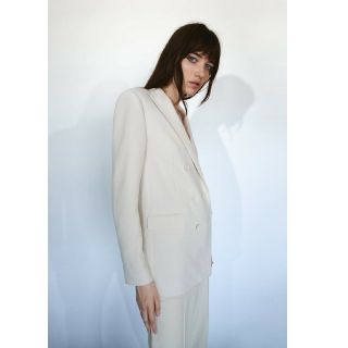 ザラ(ZARA)のzara ブレザー(テーラードジャケット)