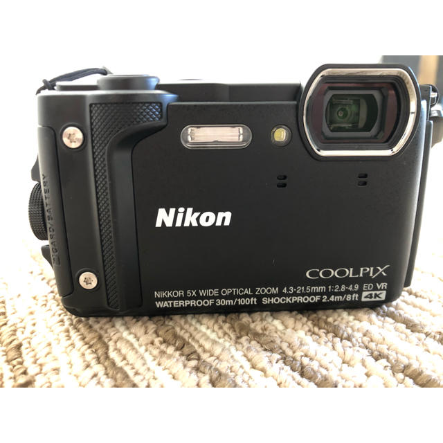 最大4倍手ブレ補正機能Nikon COOLPIX W300