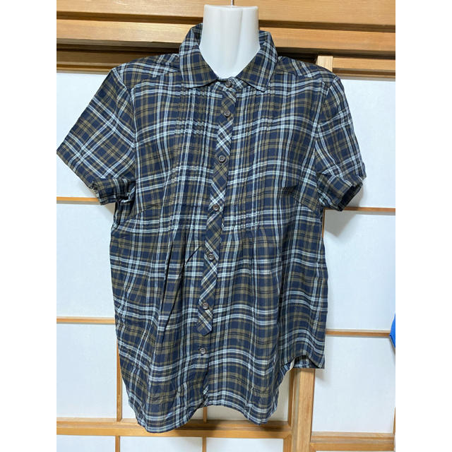 EASTBOY(イーストボーイ)の..9..  13号  シャツ レディースのトップス(シャツ/ブラウス(半袖/袖なし))の商品写真