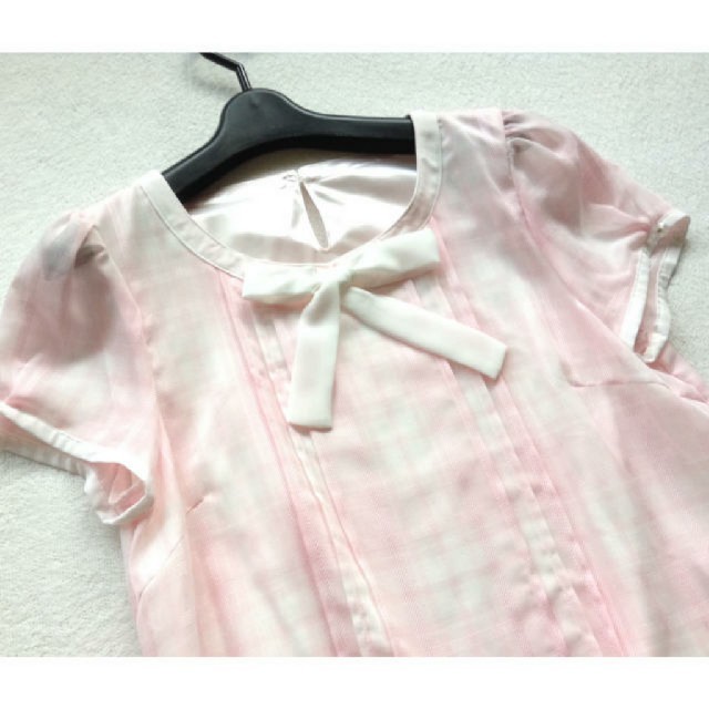 LODISPOTTO(ロディスポット)のロディスポット チェックブラウス ピンク系 レディースのトップス(シャツ/ブラウス(半袖/袖なし))の商品写真