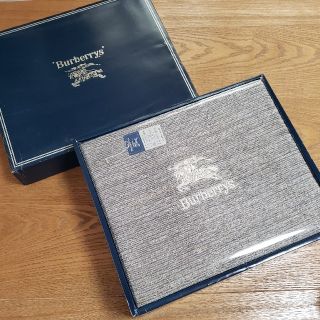 バーバリー(BURBERRY)のYSL様専用 BURBERRY バーバリー タオルケット 新品(タオルケット)