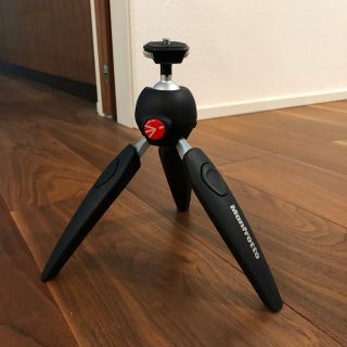 マンフロット(Manfrotto)の【美品】Manfrotto ミニ三脚 PIXI EVO ブラック(その他)