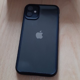 アイフォーン(iPhone)のiPhone11 64GB ブラック SIMフリー 美品　ケース付(スマートフォン本体)