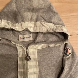MONCLER - 未使用 モンクレール キッズ 4y フリルパーカーの通販