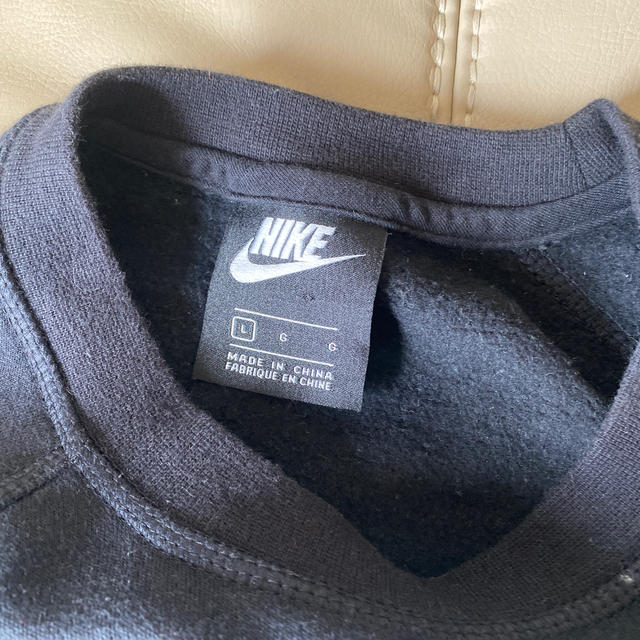 NIKE(ナイキ)のお値下げ！！ナイキ　ショート丈　スエット レディースのトップス(トレーナー/スウェット)の商品写真