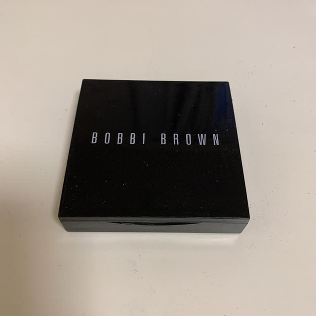 BOBBI BROWN(ボビイブラウン)のボビイブラウン ブローキット 04 コスメ/美容のベースメイク/化粧品(パウダーアイブロウ)の商品写真