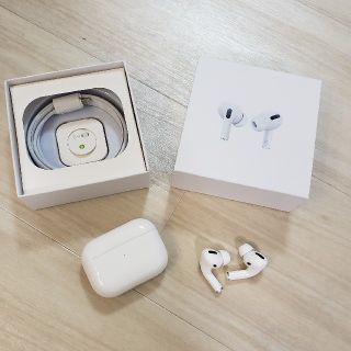 美品 Bluetoothイヤホン(ヘッドフォン/イヤフォン)